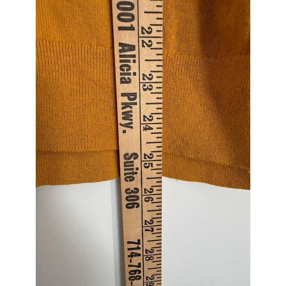 Banana Republic Mustard V-Neck Sweater Premium Luxe Yarn Drop Shoulder S/M - Picture 3 of 7